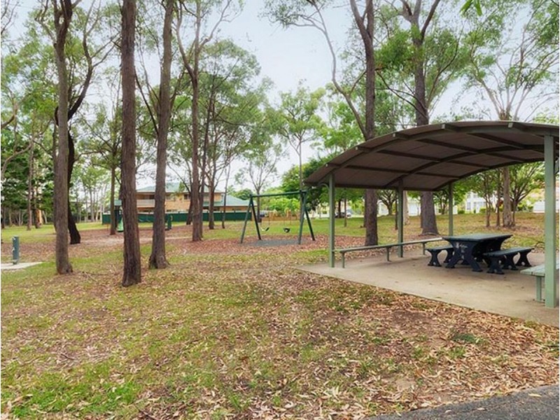 27 The Avenue, Sunnybank Hills QLD 4109