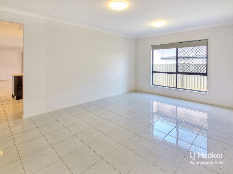 82 Valley Circuit, Kuraby QLD 4112