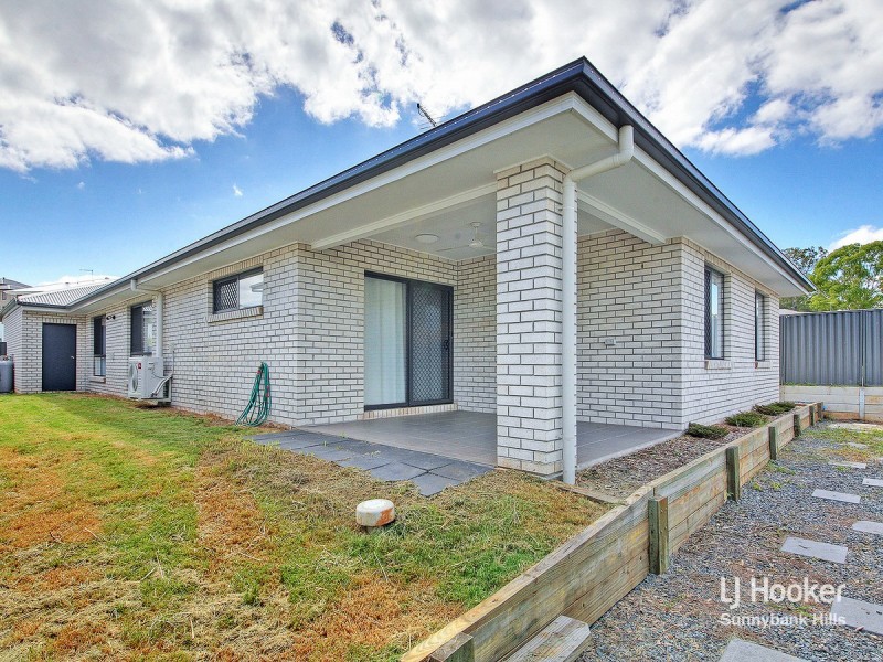 82 Valley Circuit, Kuraby QLD 4112