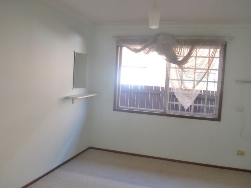 12 Cosmic Street, Robertson QLD 4109