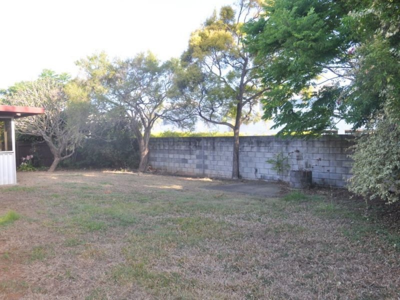 12 Cosmic Street, Robertson QLD 4109