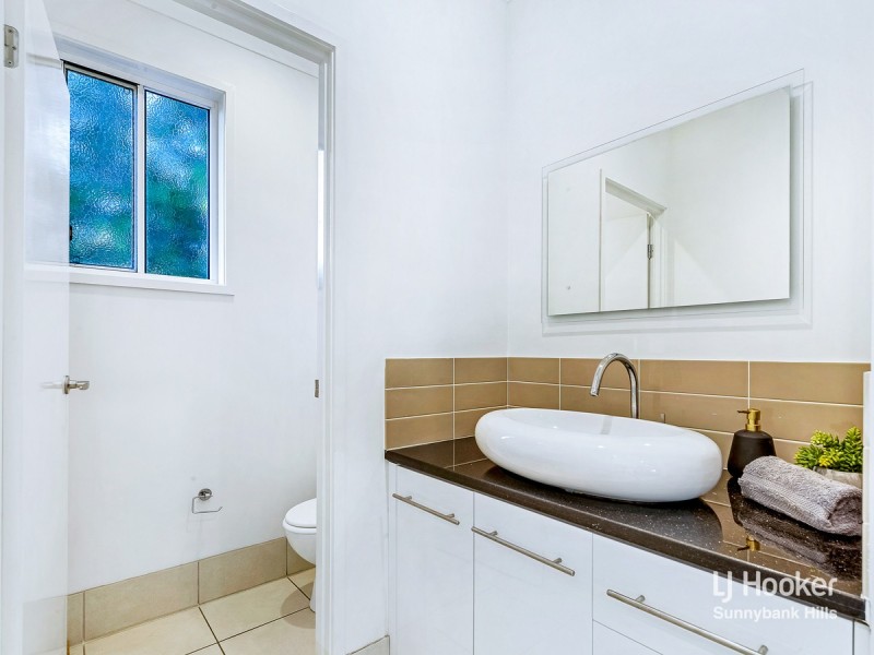 222 Benhiam Street, Calamvale QLD 4116