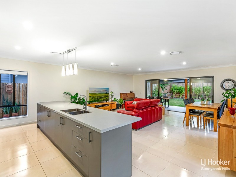 18 Hathway Street, Mount Gravatt East QLD 4122