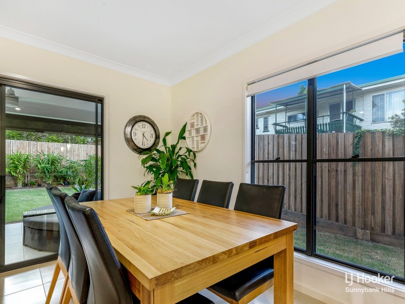 18 Hathway Street, Mount Gravatt East QLD 4122
