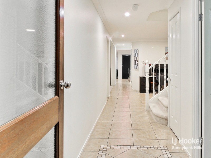 20 Coneybeer Place, Eight Mile Plains QLD 4113