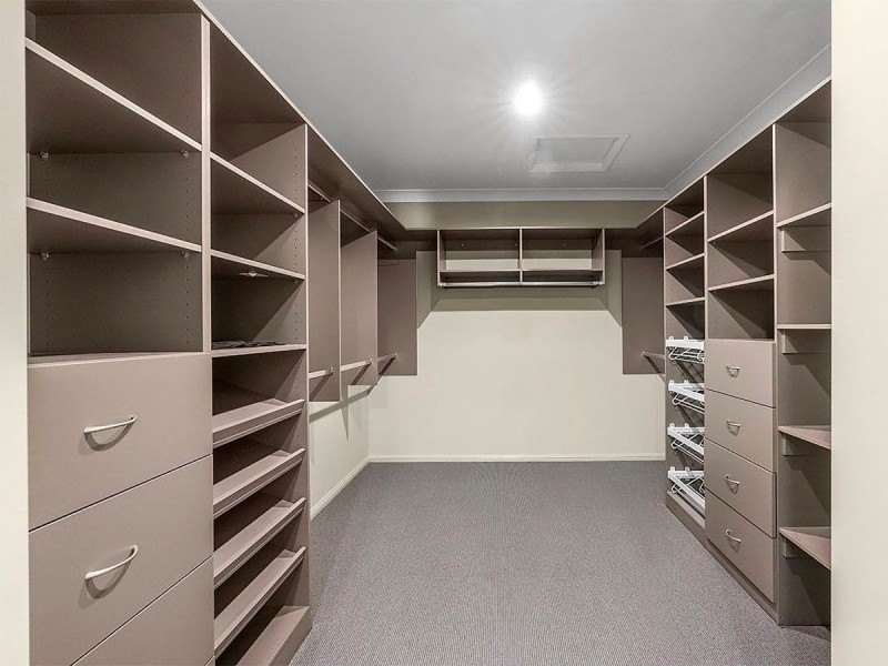 16 Henderson Street, Eight Mile Plains QLD 4113