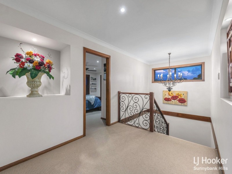 15 Kentwell Place, Wishart QLD 4122