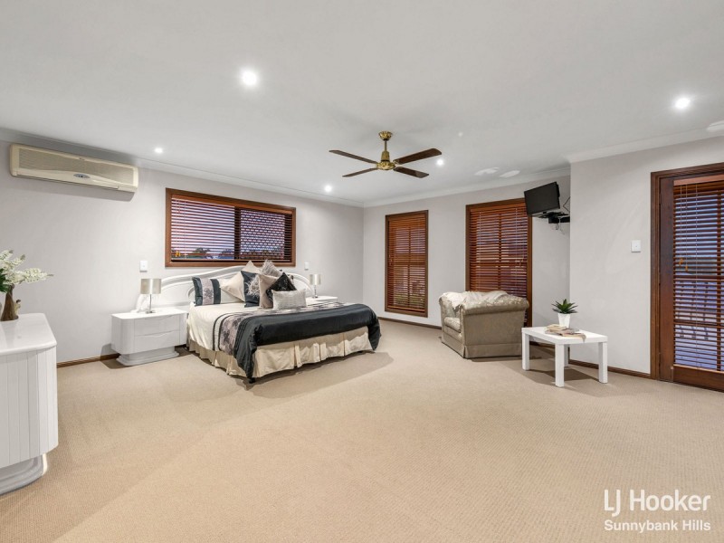 15 Kentwell Place, Wishart QLD 4122