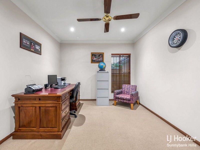 15 Kentwell Place, Wishart QLD 4122