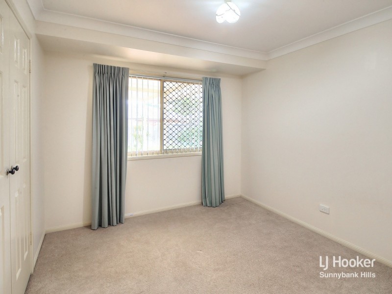 8 Bellflower Place, Calamvale QLD 4116
