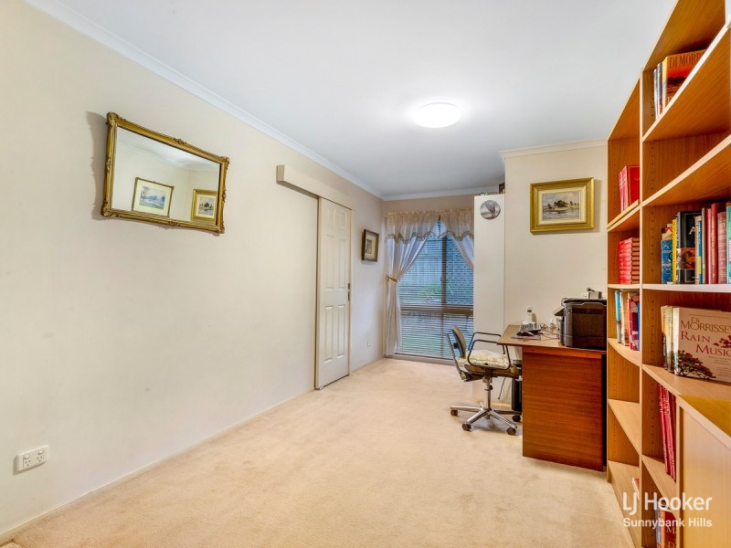15 Aspen Crescent, Parkinson QLD 4115