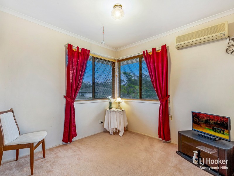 15 Aspen Crescent, Parkinson QLD 4115