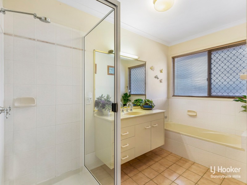 15 Aspen Crescent, Parkinson QLD 4115
