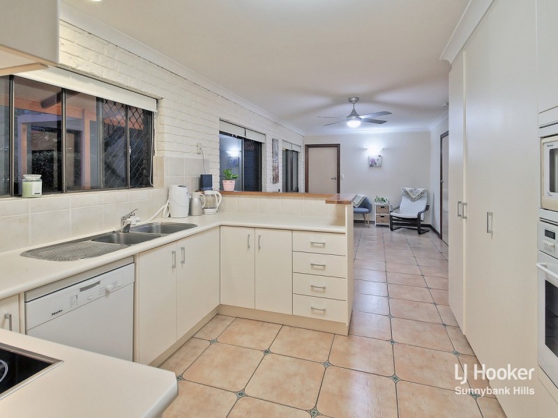 15 Flintstone Street, Sunnybank Hills QLD 4109
