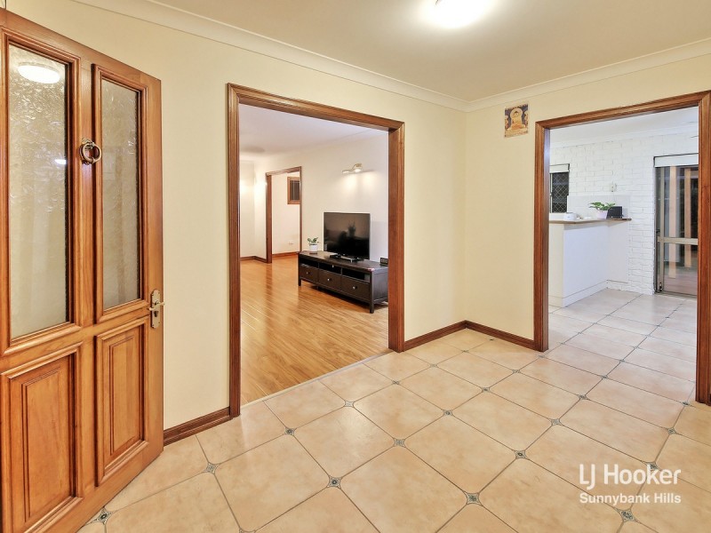 15 Flintstone Street, Sunnybank Hills QLD 4109