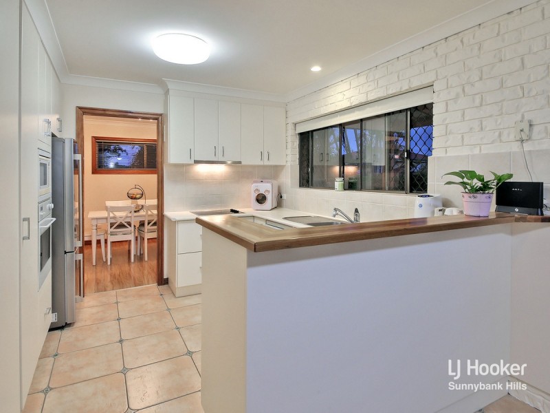 15 Flintstone Street, Sunnybank Hills QLD 4109