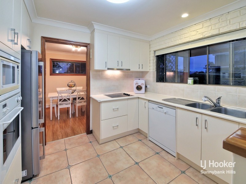 15 Flintstone Street, Sunnybank Hills QLD 4109