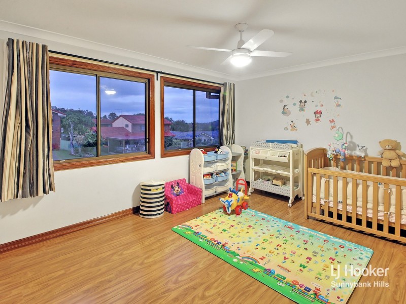 15 Flintstone Street, Sunnybank Hills QLD 4109