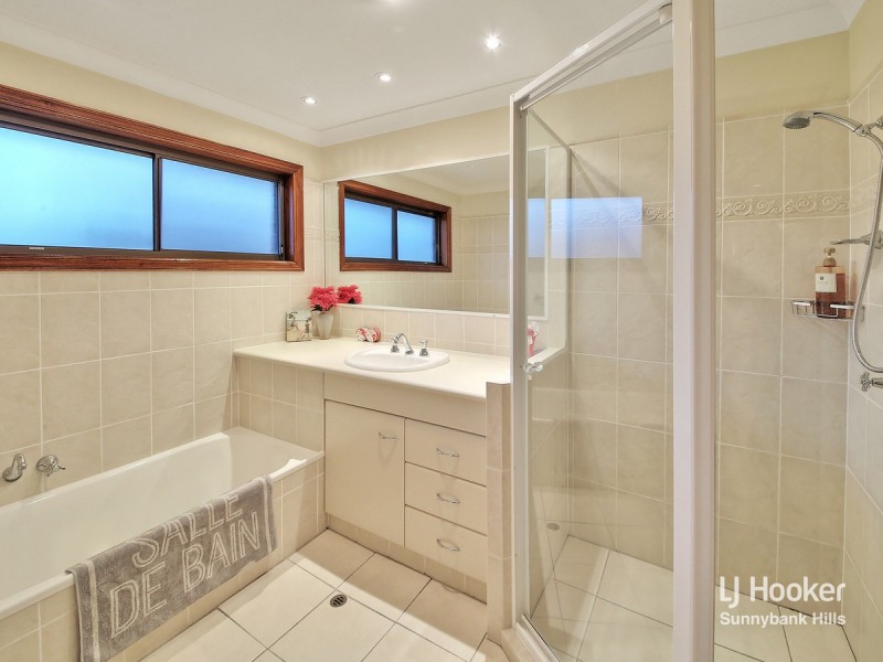 15 Flintstone Street, Sunnybank Hills QLD 4109