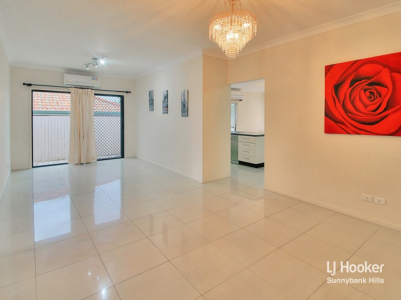 24 Khoo Place, Calamvale QLD 4116