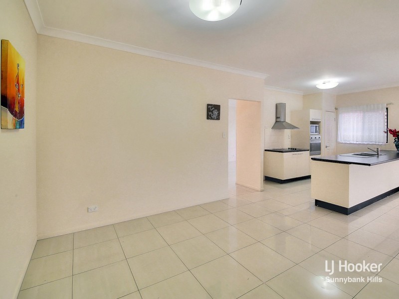 24 Khoo Place, Calamvale QLD 4116