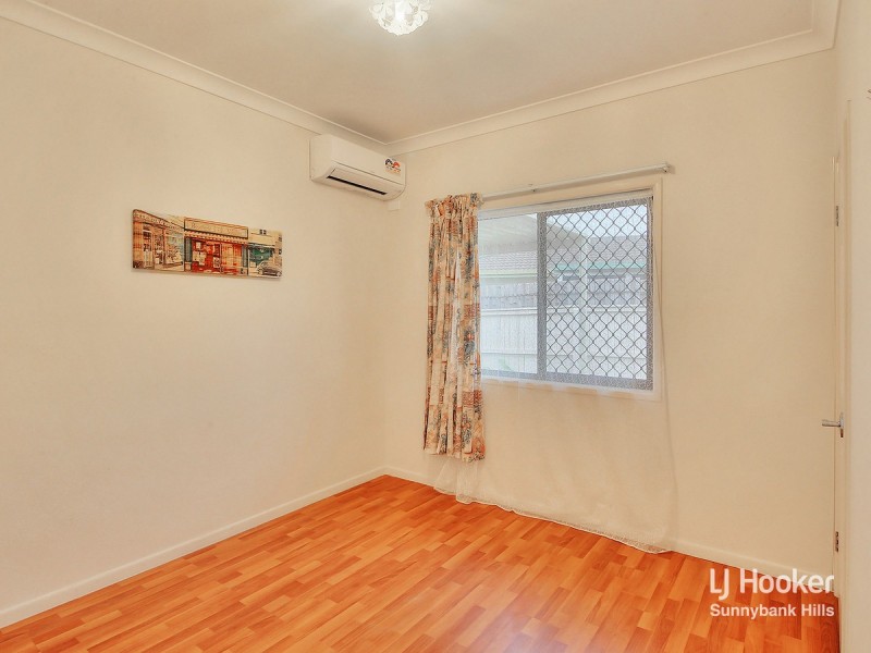 24 Khoo Place, Calamvale QLD 4116