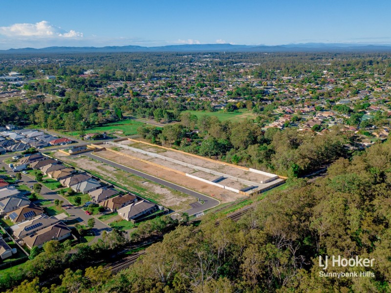 149 Peverell Street, Hillcrest QLD 4118