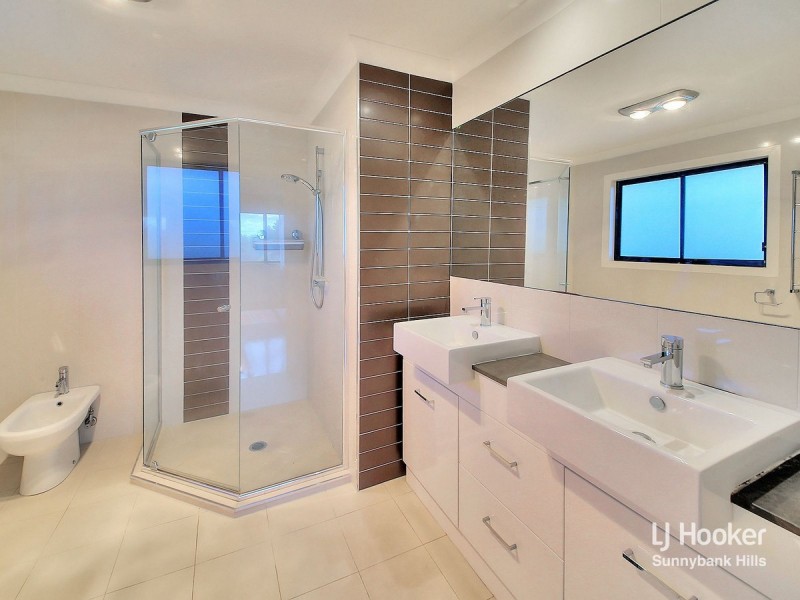 118 Bolton Street, Eight Mile Plains QLD 4113