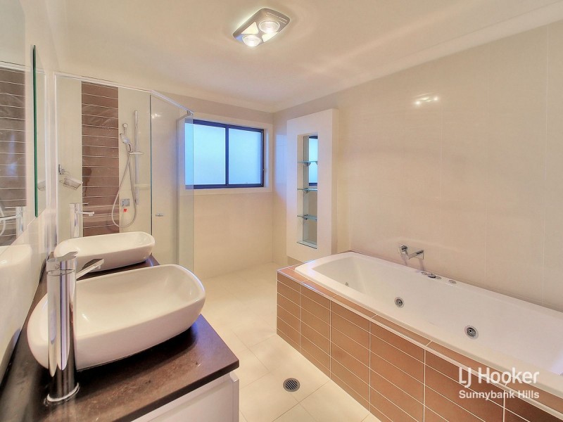 118 Bolton Street, Eight Mile Plains QLD 4113