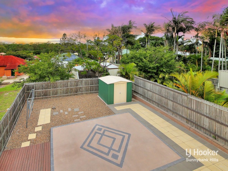 105 Nyleta Street, Coopers Plains QLD 4108