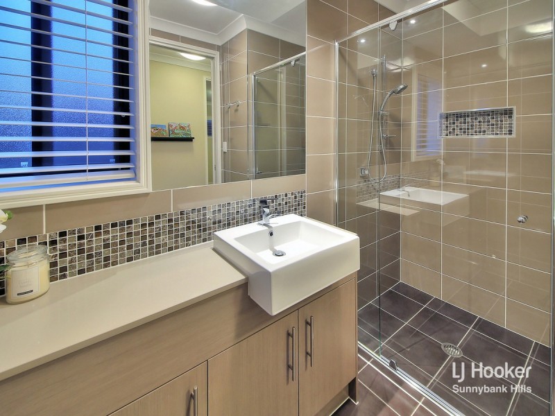 105 Nyleta Street, Coopers Plains QLD 4108