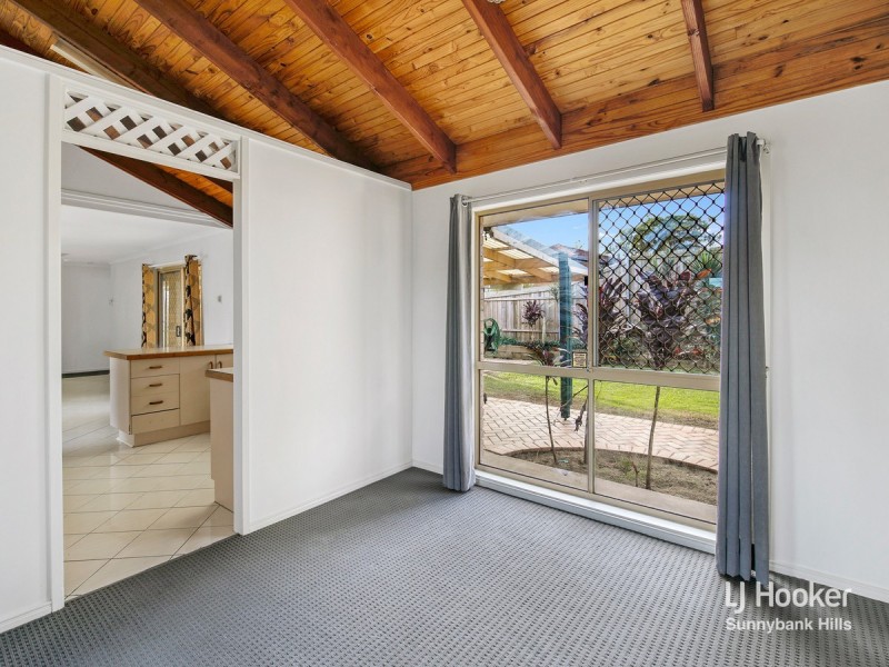 74 Palatine Street, Calamvale QLD 4116