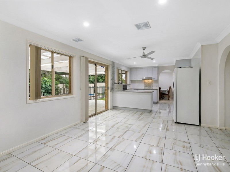 23 Roosevelt Drive, Stretton QLD 4116