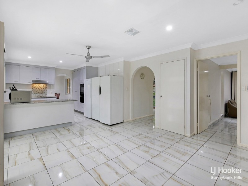 23 Roosevelt Drive, Stretton QLD 4116