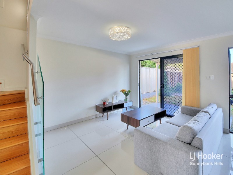 16/1 Jaffa Crescent, Calamvale QLD 4116