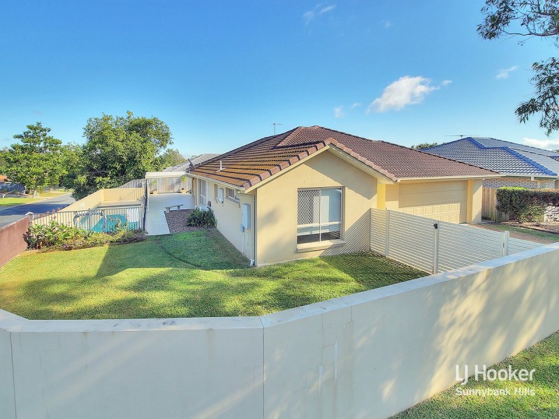 5 Apsley Crescent, Parkinson QLD 4115