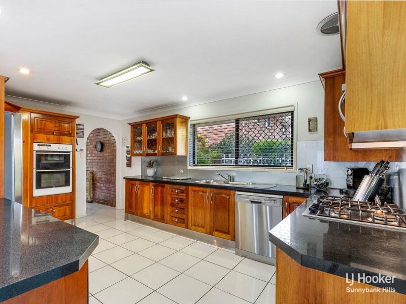 15 Sunnybrae Street, Sunnybank QLD 4109