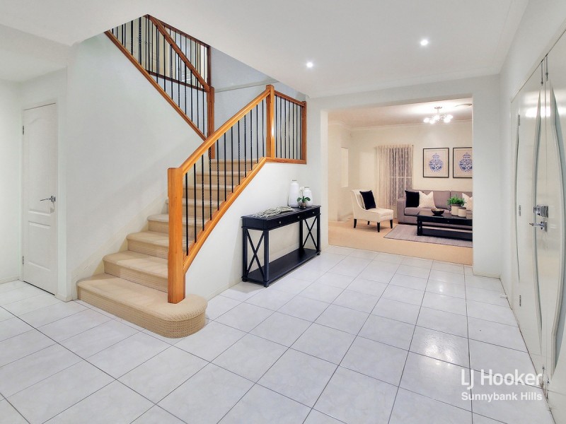 6 Jubilee Close, Eight Mile Plains QLD 4113