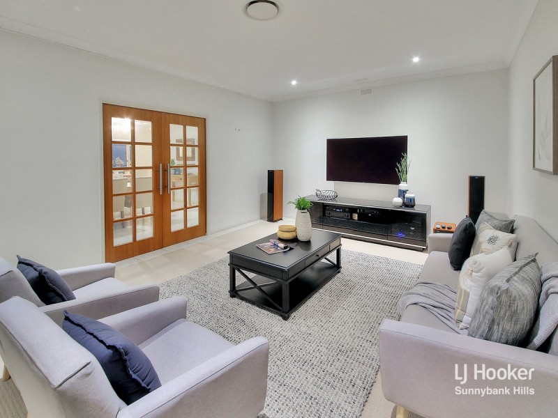 6 Jubilee Close, Eight Mile Plains QLD 4113