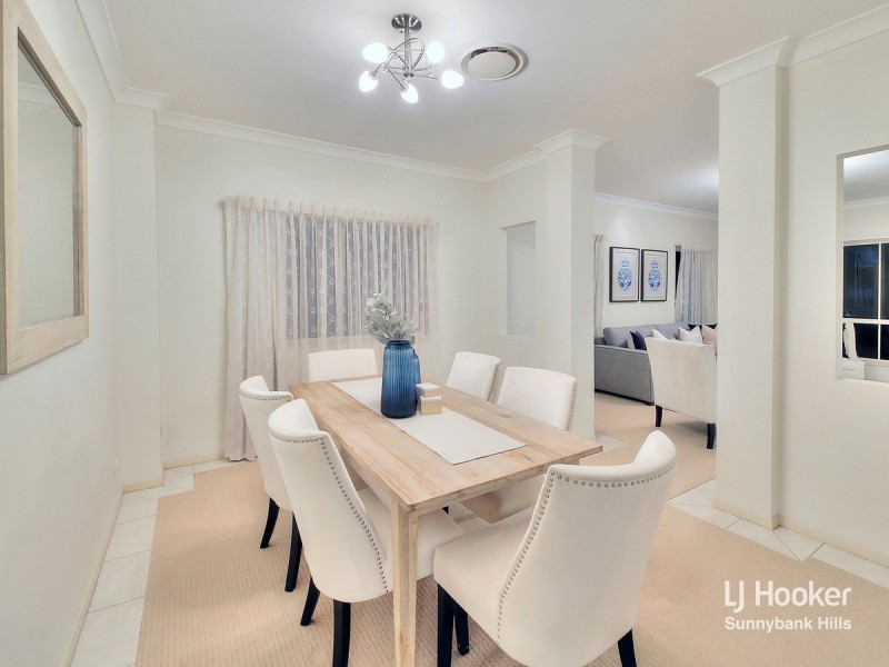 6 Jubilee Close, Eight Mile Plains QLD 4113