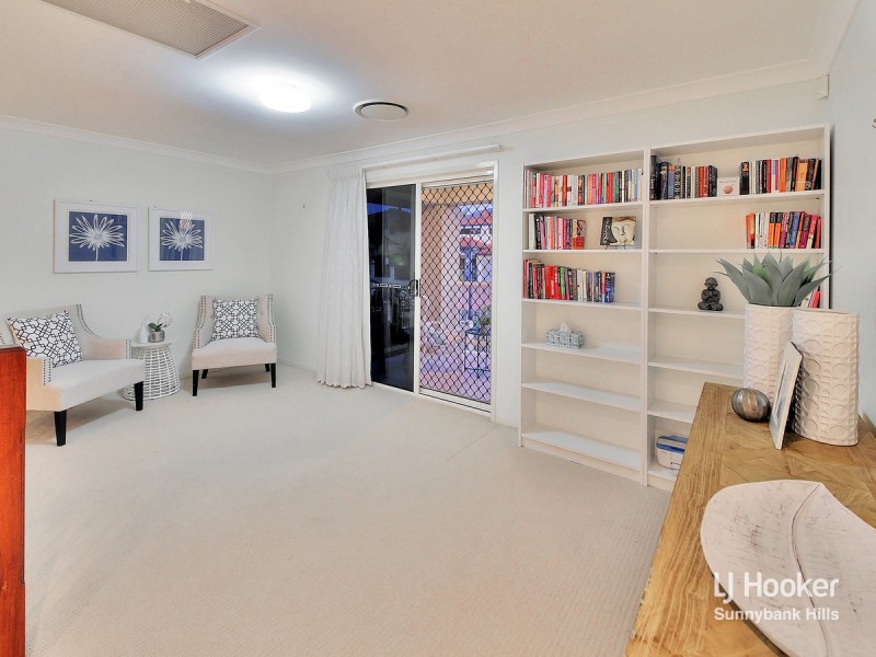 6 Jubilee Close, Eight Mile Plains QLD 4113