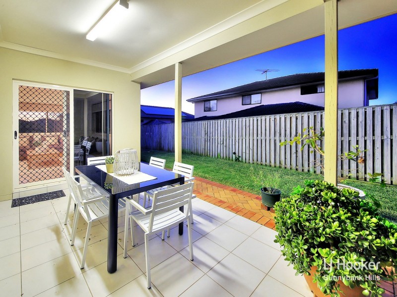 6 Jubilee Close, Eight Mile Plains QLD 4113