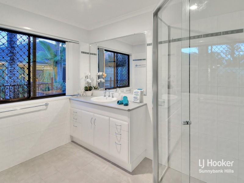 33 The Heights, Underwood QLD 4119