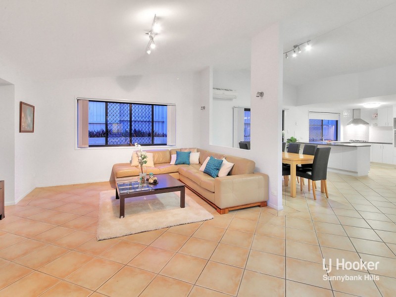 33 The Heights, Underwood QLD 4119