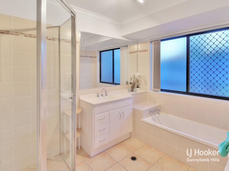 33 The Heights, Underwood QLD 4119