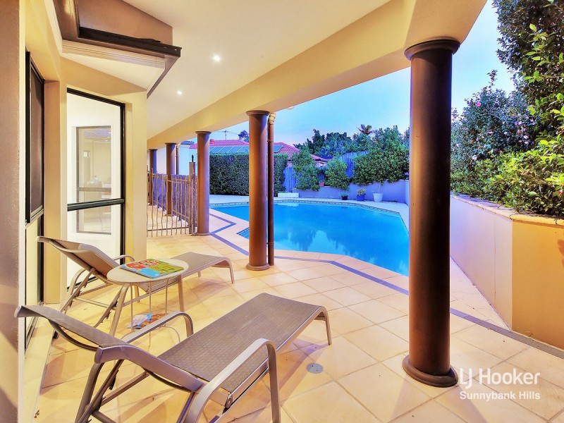 35 Regency Place, Stretton QLD 4116