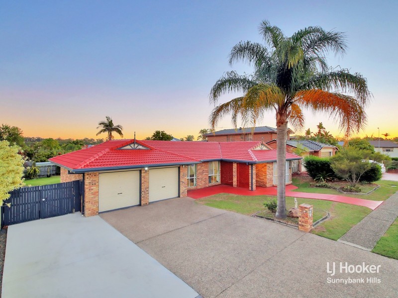 37 Honeysuckle Way, Calamvale QLD 4116