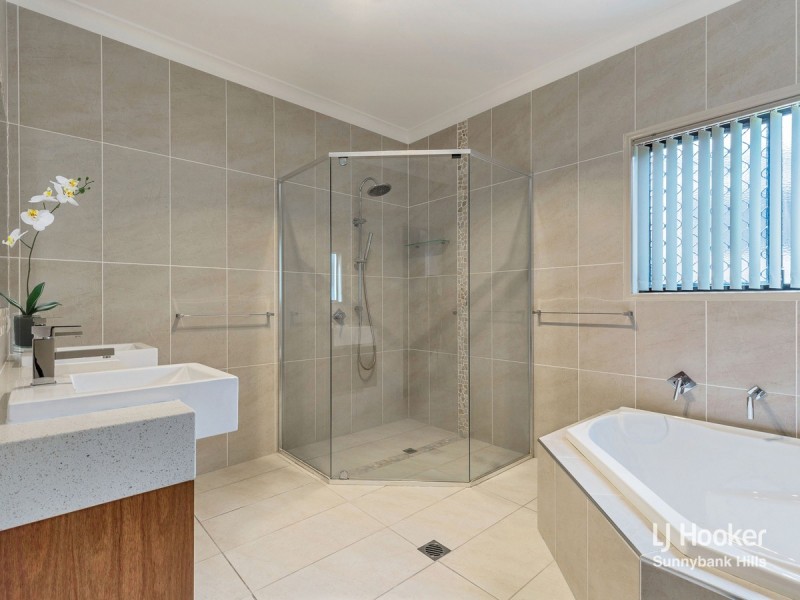 12 Haseler Crescent, Sunnybank Hills QLD 4109