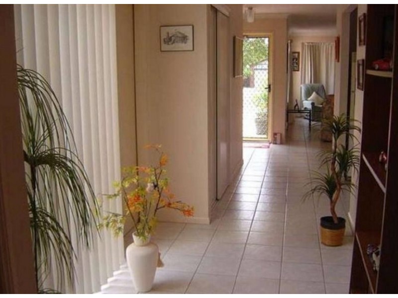 98 Ditton Road, Sunnybank Hills QLD 4109