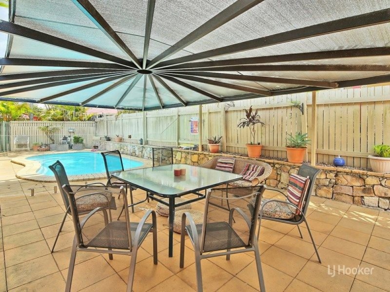 10 Caravonica Court, Calamvale QLD 4116
